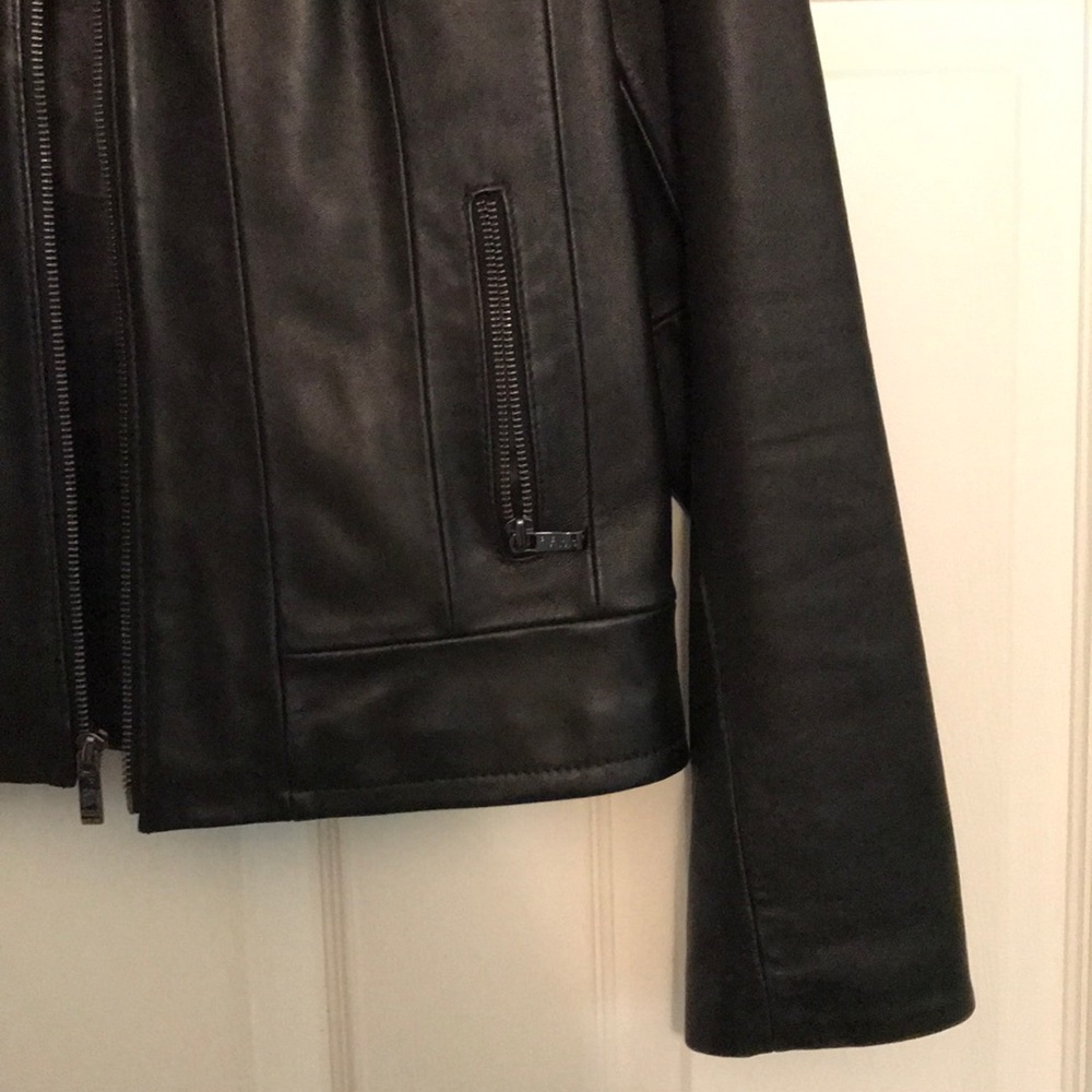 Leather jacket - Picture 3 of 5